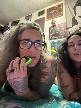 inkdmagz online show from April 13, 2:06 am