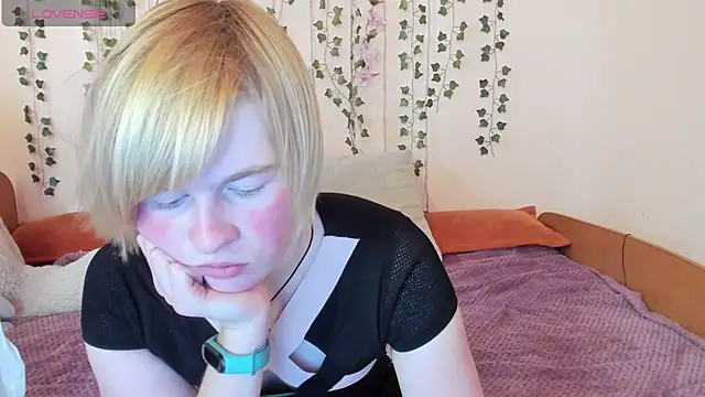 Cattie w  online show from October 24, 3:03 am