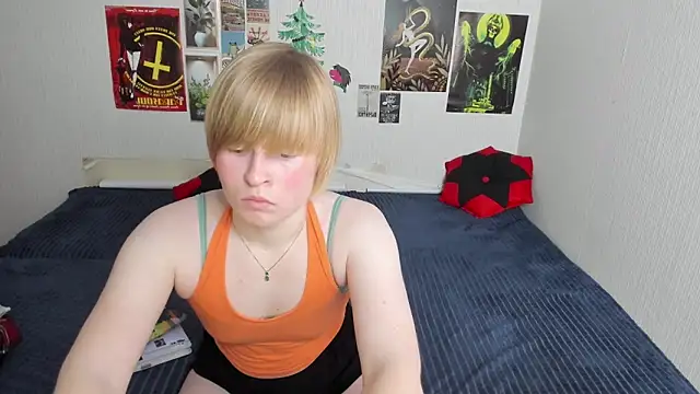 Cattie w  online show from March 16, 1:11 am