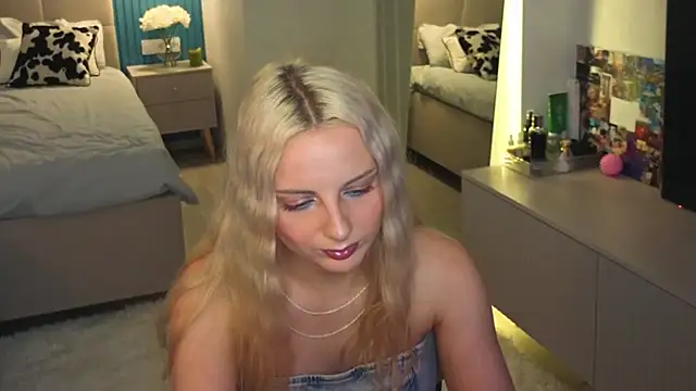 Naymoria online show from July 4, 3:07 pm