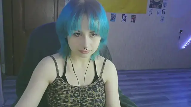 LeisaHopperstad online show from February 12, 2:23 pm