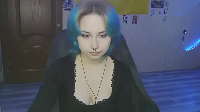 LeisaHopperstad online show from March 3, 2:12 pm