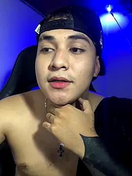 loki32men online show from October 23, 4:01 am