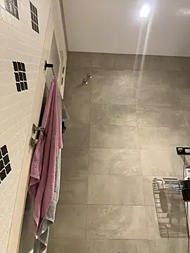 Snapshot of blueburrypie chatting on February 23, 4:26 pm blueburrypie online show from February 23, 4:26 pm