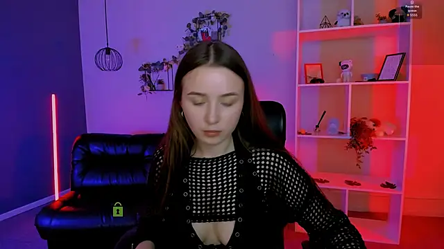 leslie bird online show from May 5, 11:07 am