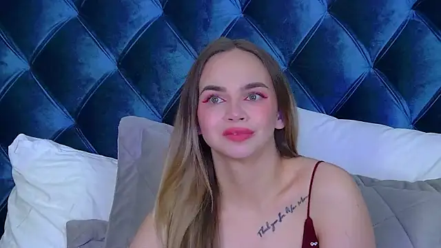 Snapshot of AnitaVenture chatting on February 22, 4:24 am AnitaVenture online show from February 22, 4:24 am