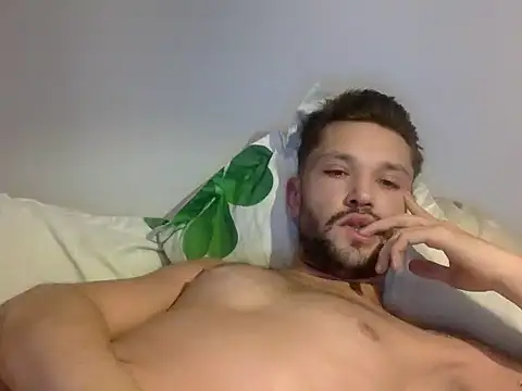 Snapshot of babykriss chatting on October 3, 8:17 pm babykriss online show from October 3, 8:17 pm