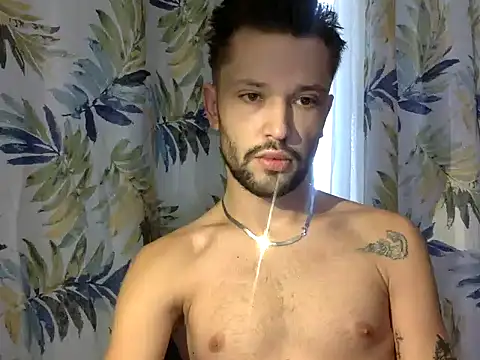 Snapshot of babykriss chatting on October 6, 9:40 am babykriss online show from October 6, 9:40 am