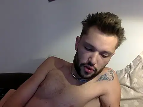 Snapshot of babykriss chatting on October 7, 9:28 am babykriss online show from October 7, 9:28 am