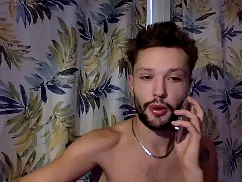 Snapshot of babykriss chatting on October 14, 11:44 am babykriss online show from October 14, 11:44 am