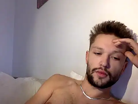 Snapshot of babykriss chatting on October 15, 9:53 am babykriss online show from October 15, 9:53 am