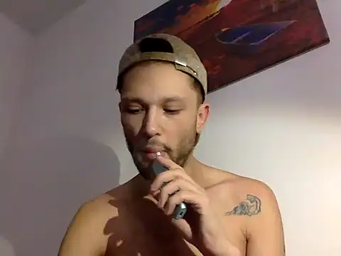 Snapshot of babykriss chatting on October 25, 4:13 pm babykriss online show from October 25, 4:13 pm