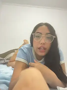 Snapshot of Lana18_lee1 chatting on November 17, 7:52 pm Lana18 lee1 online show from November 17, 7:52 pm