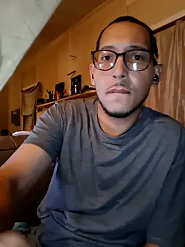 ThrowedWorldWide online show from December 3, 2:30 am