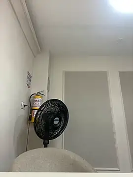 theladymonserrateshow online show from February 11, 11:48 am