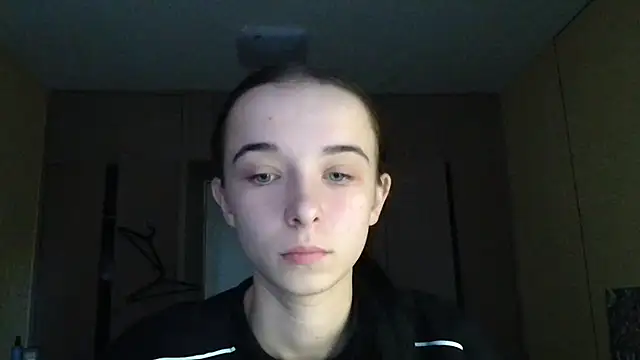 Emilia Light online show from October 14, 5:19 am