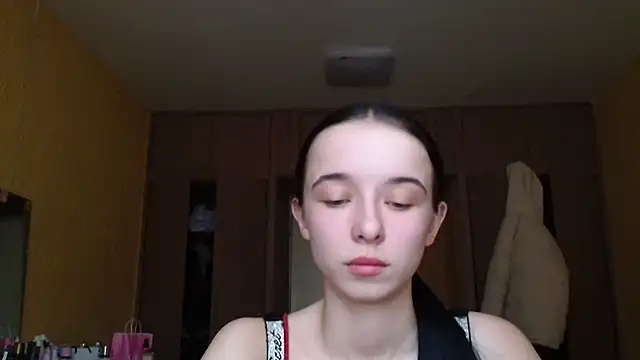 Emilia Light online show from March 7, 8:22 am