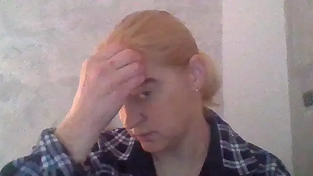 GoldenAngelMilf online show from April 4, 7:06 am