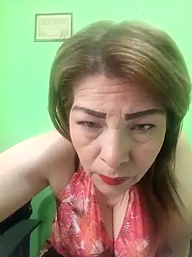 Snapshot of VANESSA__01 chatting on October 21, 12:39 pm VANESSA 01 online show from October 21, 12:39 pm
