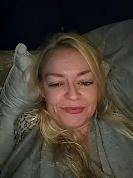 demidelightfulxx online show from November 11, 9:04 pm