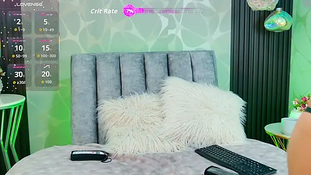 LiaTeylor online show from January 14, 7:08 pm