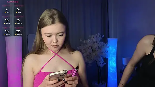 TwixieGuo online show from November 1, 10:17 am