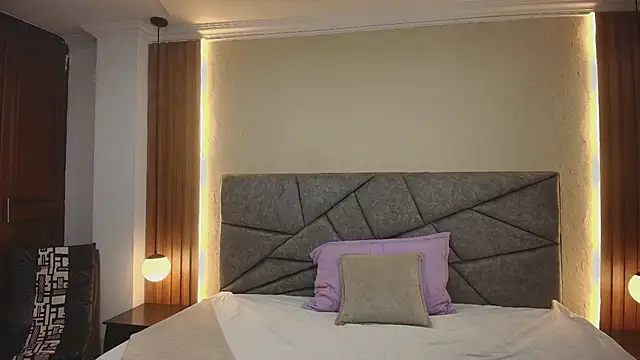 GabySweett  online show from March 3, 1:17 pm