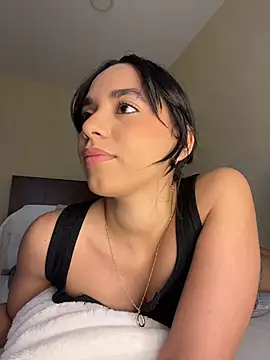 Capricho 01 online show from October 29, 6:53 pm