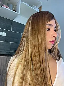 Snapshot of Capricho_01 chatting on March 18, 6:00 pm Capricho 01 online show from March 18, 6:00 pm