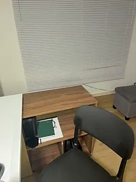 Snapshot of Capricho_01 chatting on April 14, 6:14 pm Capricho 01 online show from April 14, 6:14 pm