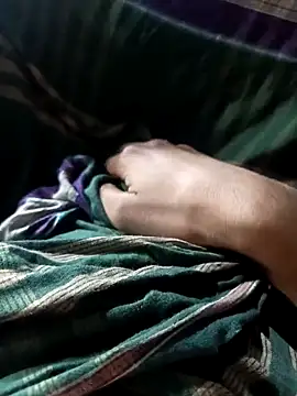 Snapshot of WrongAngle30 chatting on November 11, 8:42 pm WrongAngle30 online show from November 11, 8:42 pm