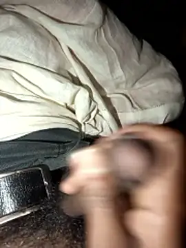 Snapshot of WrongAngle30 chatting on January 18, 6:44 pm WrongAngle30 online show from January 18, 6:44 pm