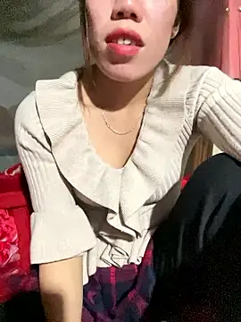 nhinhi-sexy online show from January 11, 1:05 pm