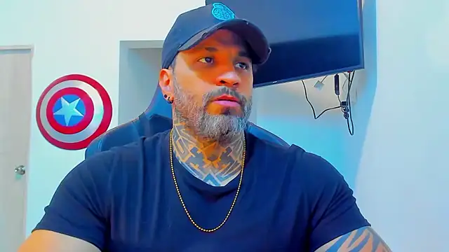 JoshRigby online show from January 10, 7:37 pm