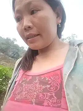 bree-zz online show from April 14, 10:54 am