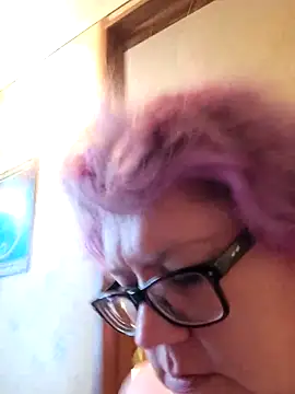 Snapshot of violentviolet68 chatting on February 9, 2:54 pm violentviolet68 online show from February 9, 2:54 pm