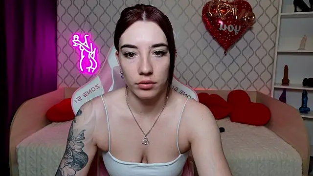 Curious Lily online show from March 16, 12:49 am