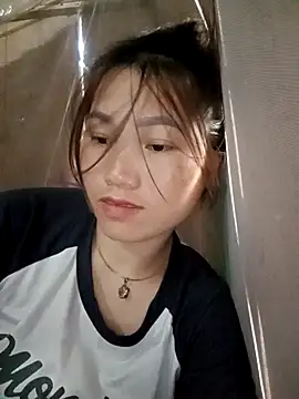 min-xinh online show from October 16, 9:10 am