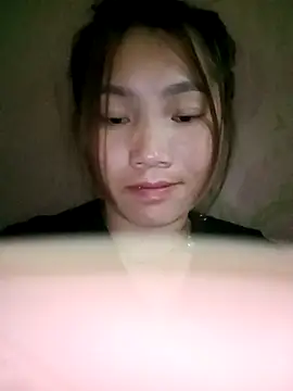 min-xinh online show from October 19, 9:48 pm