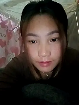 min-xinh online show from December 4, 1:15 am