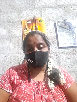 Snapshot of Tamil_Hot_Sindhu chatting on February 12, 6:14 pm Tamil Hot Sindhu online show from February 12, 6:14 pm