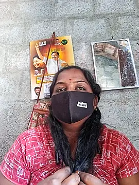 Snapshot of Tamil_Hot_Sindhu chatting on February 15, 8:24 am Tamil Hot Sindhu online show from February 15, 8:24 am