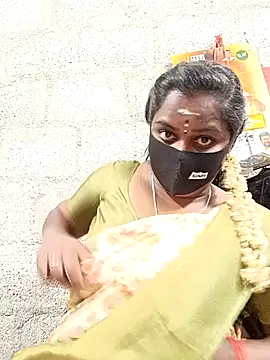 Snapshot of Tamil_Hot_Sindhu chatting on February 19, 6:15 pm Tamil Hot Sindhu online show from February 19, 6:15 pm