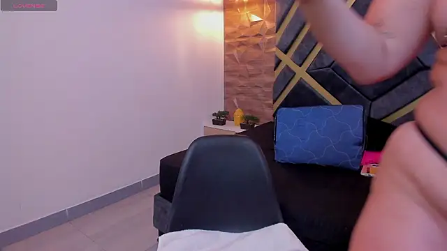 Valka Ross online show from February 19, 5:25 am