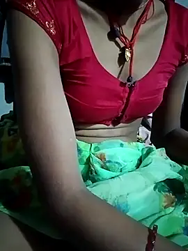 Snapshot of Lona2525 chatting on June 2, 7:49 pm Lona2525 online show from June 2, 7:49 pm