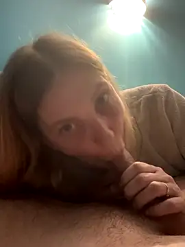 linterditehot online show from December 2, 8:04 pm