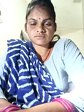 Snapshot of SHMA-77 chatting on October 15, 3:12 pm SHMA-77 online show from October 15, 3:12 pm