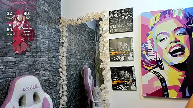 Snapshot of valery__star chatting on November 20, 12:38 pm valery star online show from November 20, 12:38 pm