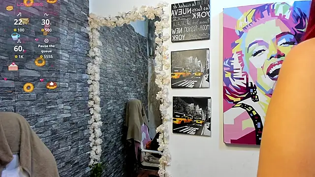 Snapshot of valery__star chatting on November 22, 12:48 pm valery star online show from November 22, 12:48 pm