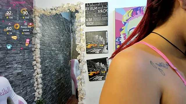 Snapshot of valery__star chatting on November 24, 12:16 pm valery star online show from November 24, 12:16 pm